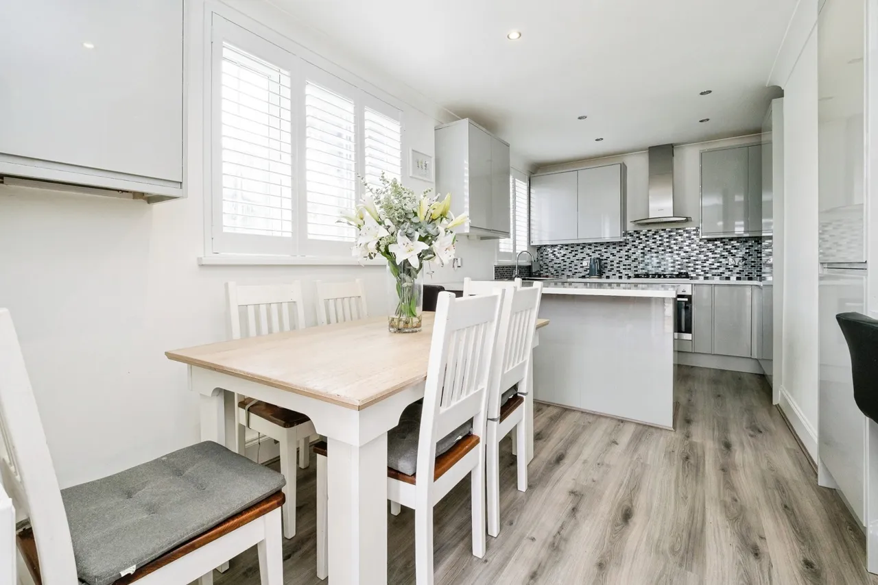 Hamble Lane, South Ockendon, RM15, photo 9