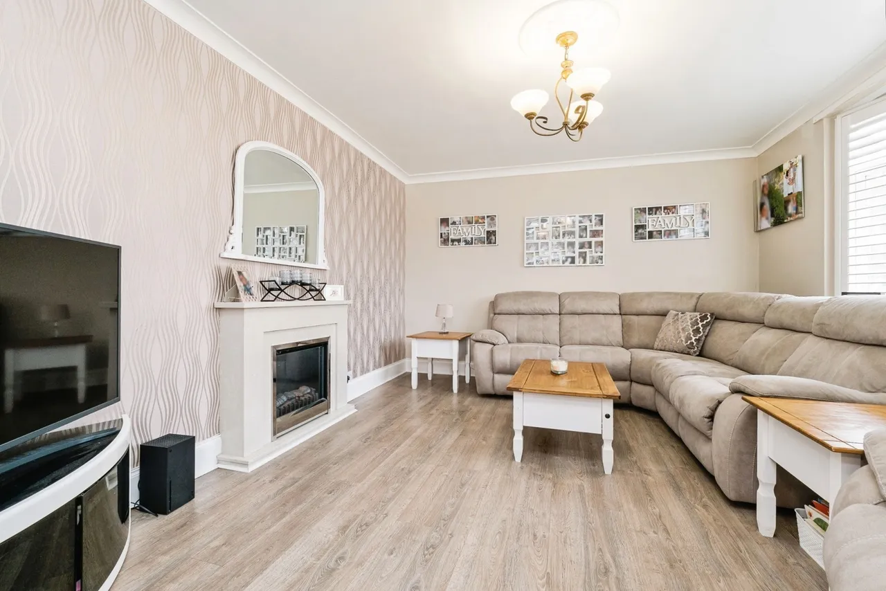 Hamble Lane, South Ockendon, RM15, photo 5
