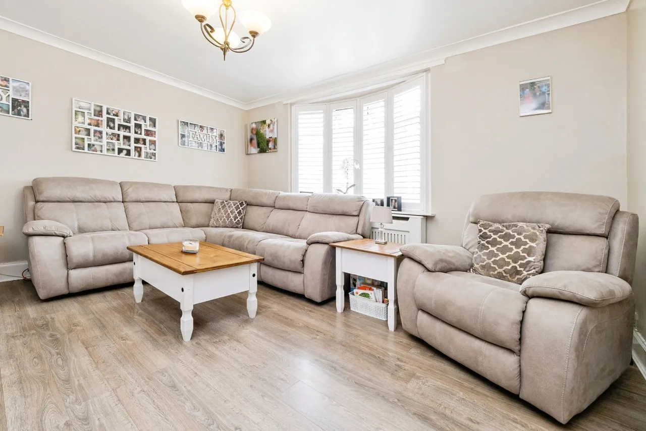 Hamble Lane, South Ockendon, RM15, photo 4