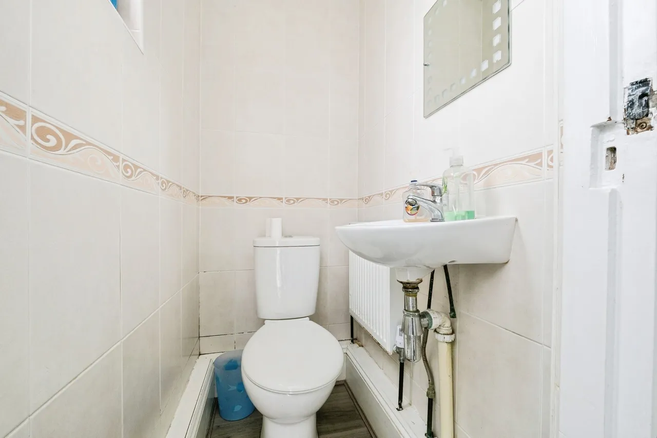 Hamble Lane, South Ockendon, RM15, photo 10