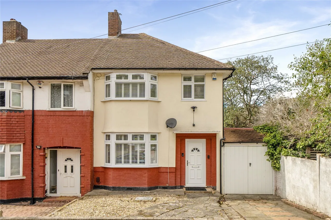 4 bed house for sale — Berryhill, London, SE9