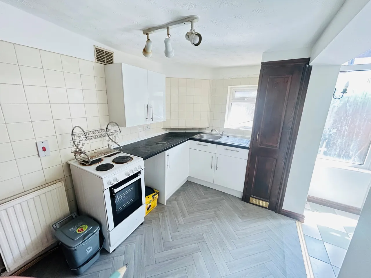 Deepdale Road, Preston, Lancashire, PR1 5AQ, photo 5