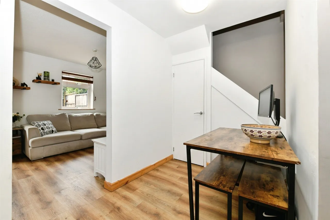 Barnard Court, Wells, BA5, photo 8