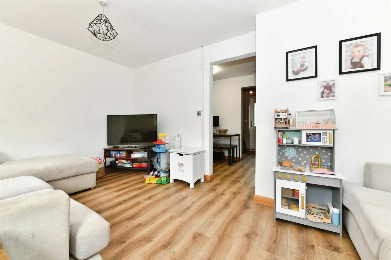 Barnard Court, Wells, BA5, photo 10