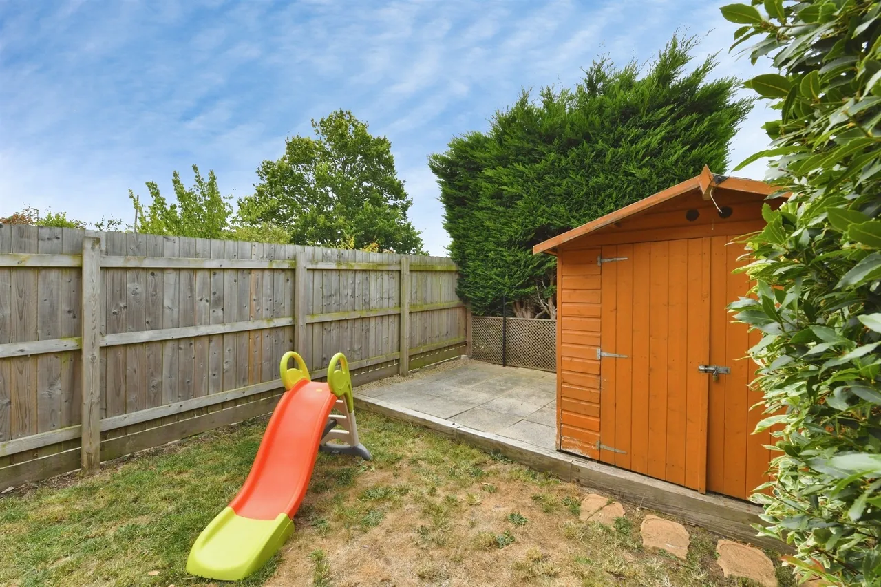 Barnard Court, Wells, BA5, photo 21