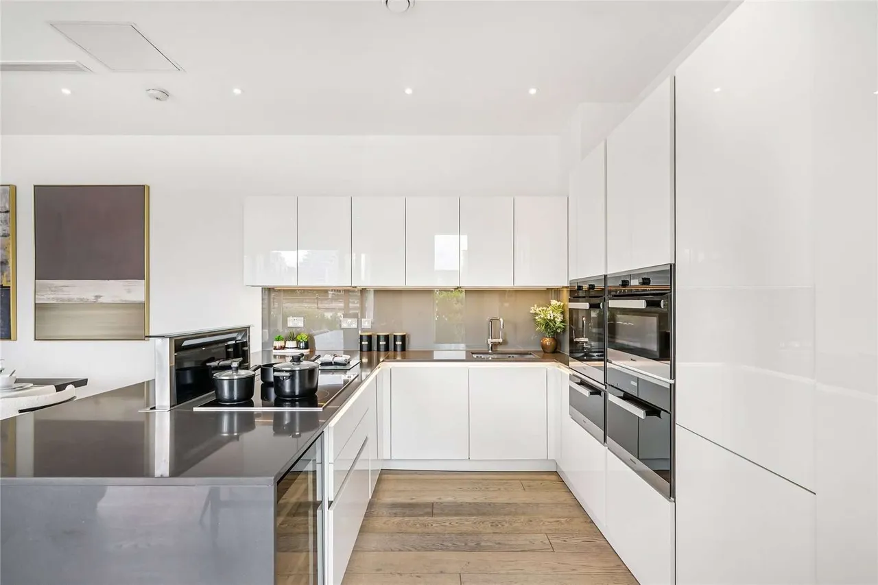 Riverwalk Apartments, 5 Central Avenue, Fulham, London, SW6 2GQ, photo 5