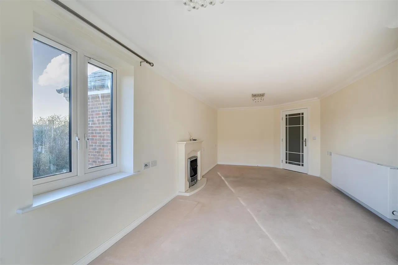 West Street, Wells, BA5, photo 3