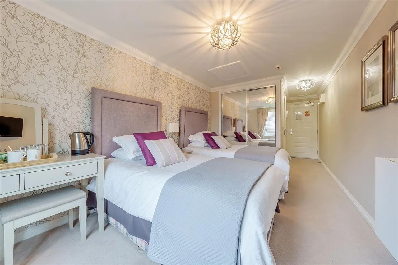 West Street, Wells, BA5, photo 13