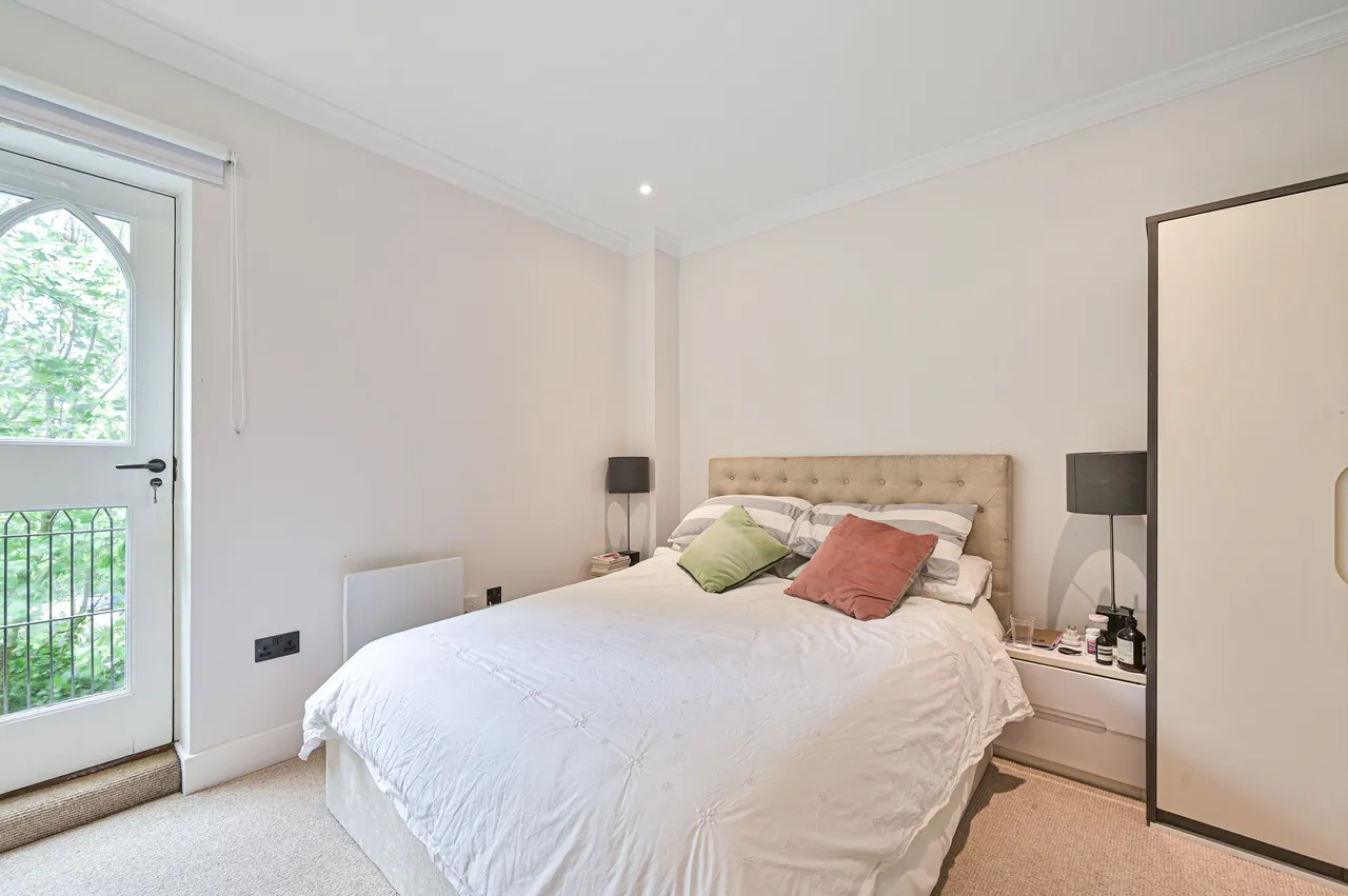 3 bed flat to rent — 4 Jack Straws Castle, North End Way, London