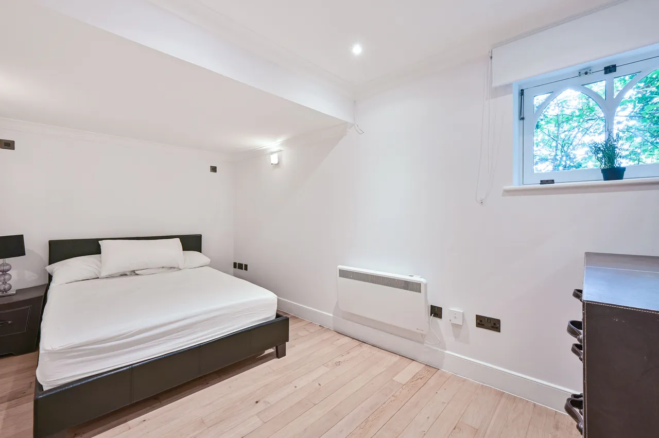 4 Jack Straws Castle, North End Way, London, photo 8