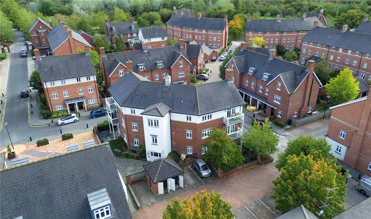 Gabriels Square, Lower Earley, RG6, photo 19
