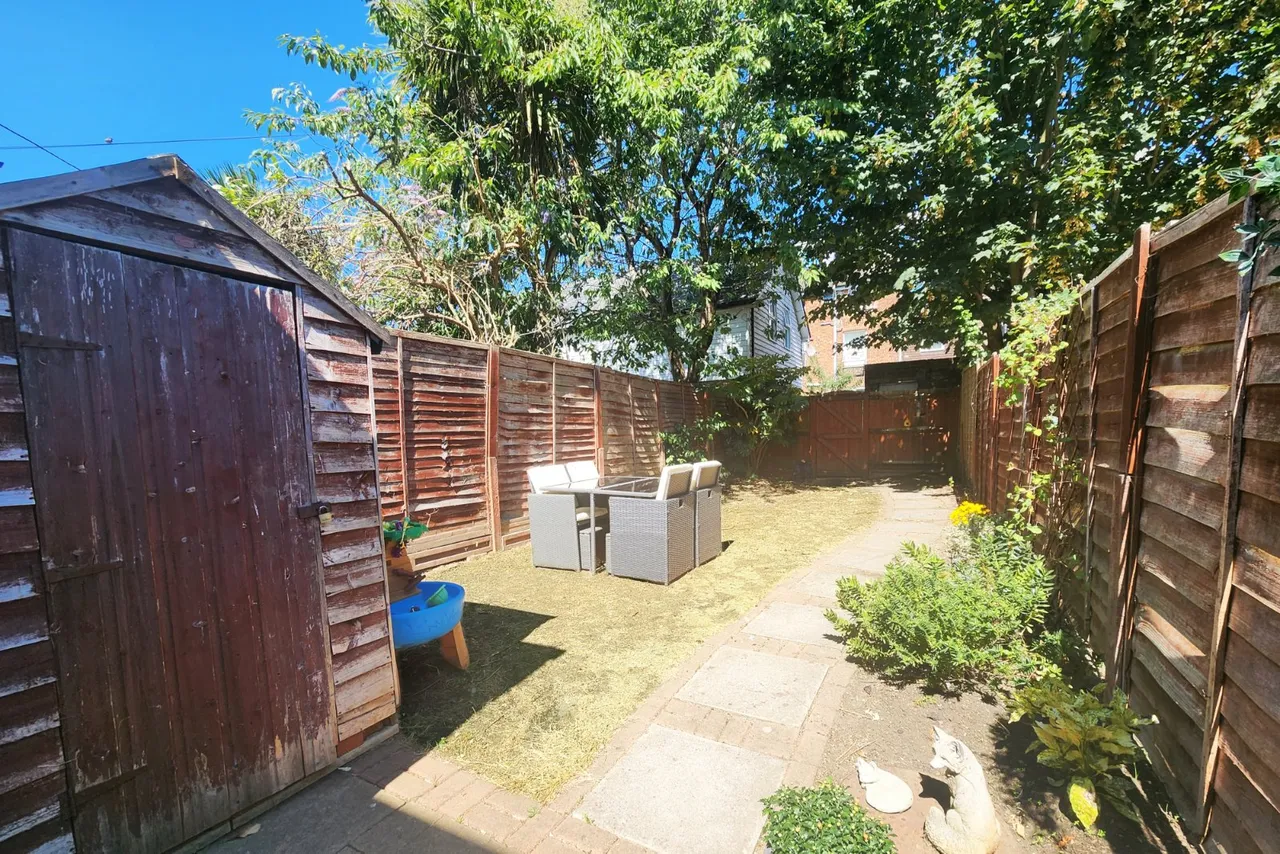 Queen Street, Ashford, TN23, photo 16