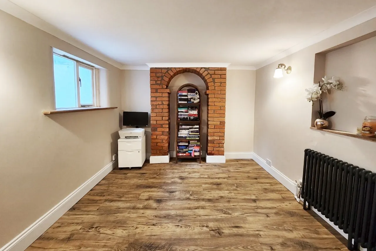 Queen Street, Ashford, TN23, photo 9
