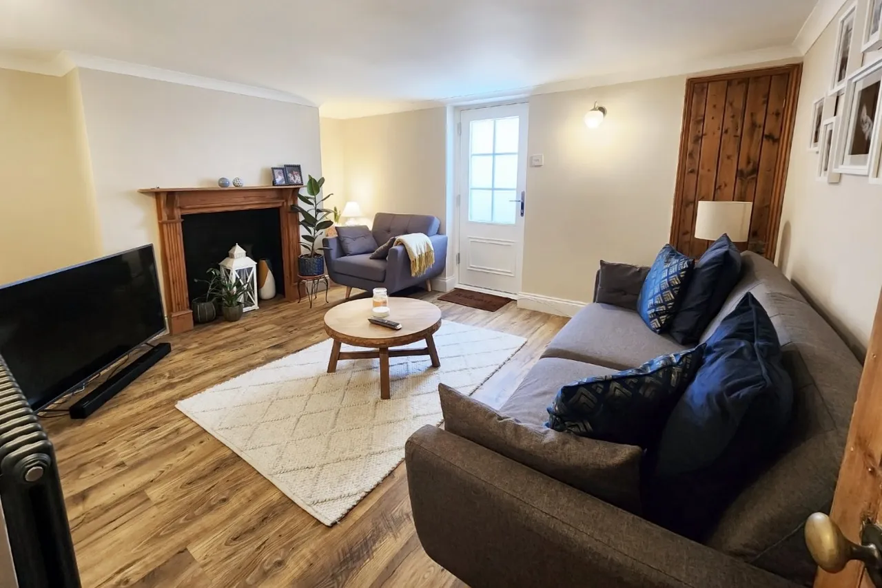 Queen Street, Ashford, TN23, photo 7