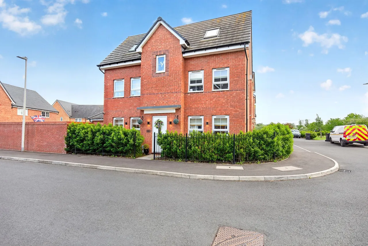 4 bed house for sale — Fleece Lane, Nuneaton, CV11
