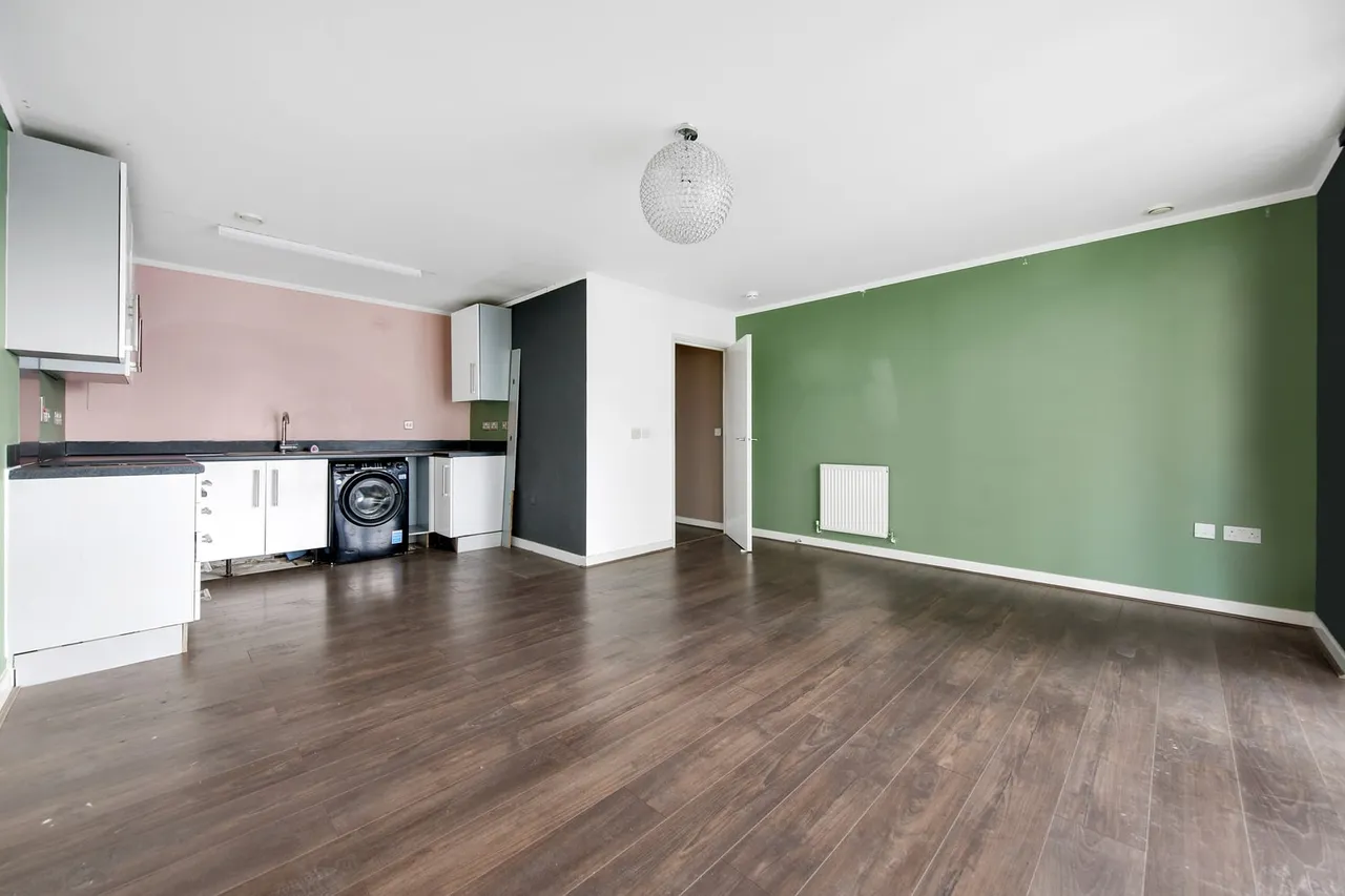 Flat 12, John Wetherby Court West, 16 High Street, London, E15 2PP, photo 5