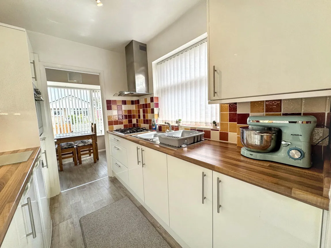 Lon Y Gors, Pensarn, Conwy, LL22 7RU, photo 9