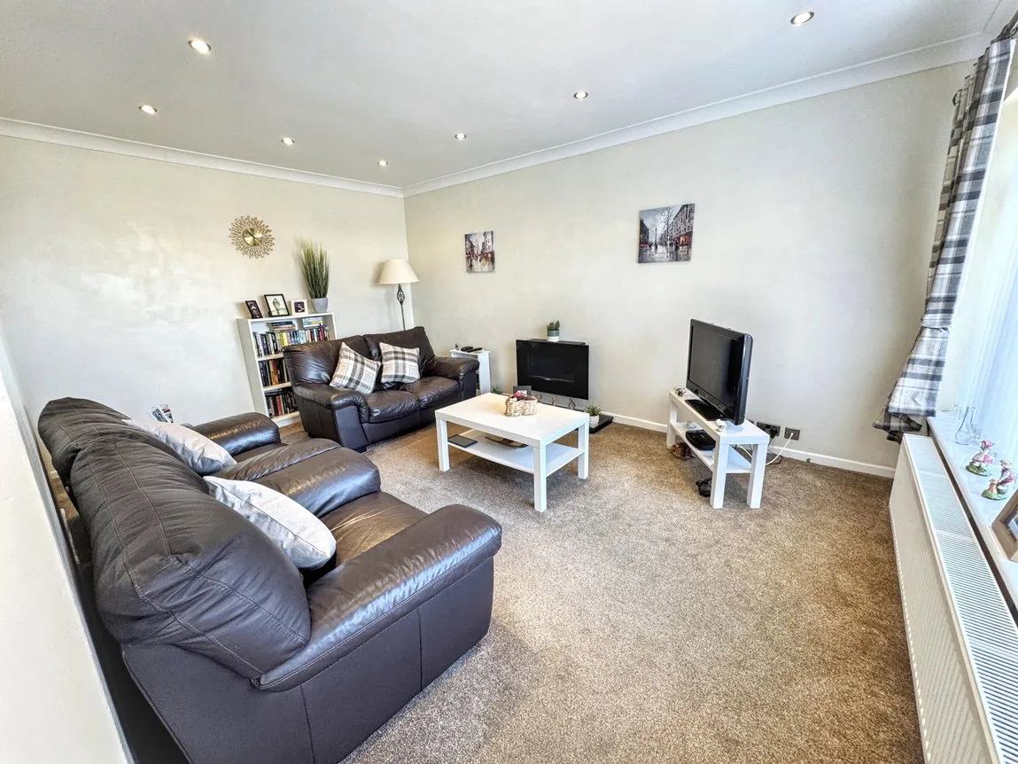 Lon Y Gors, Pensarn, Conwy, LL22 7RU, photo 2