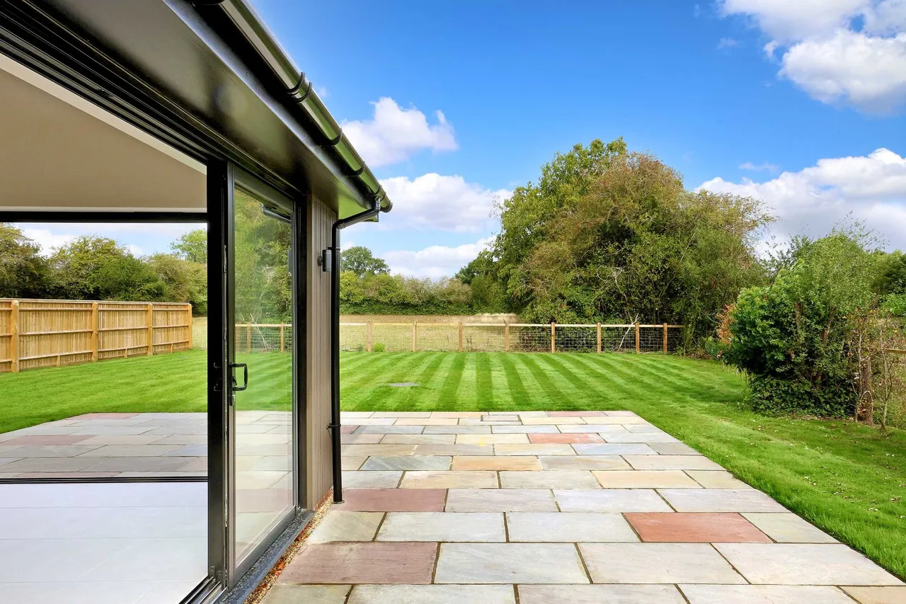 Rookery Meadow, Holmer Green, HP15, photo 15
