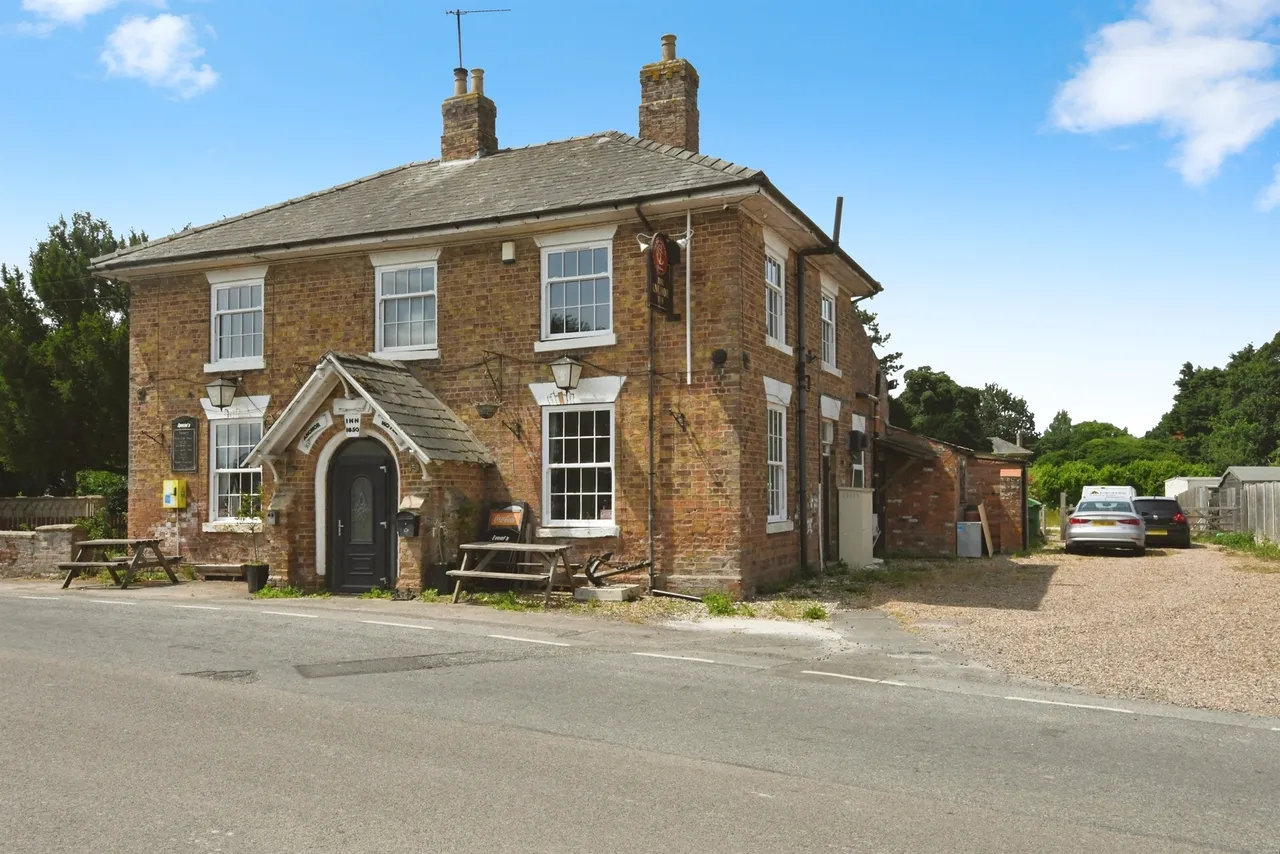 3 bed house for sale — Church End, Friskney, Boston