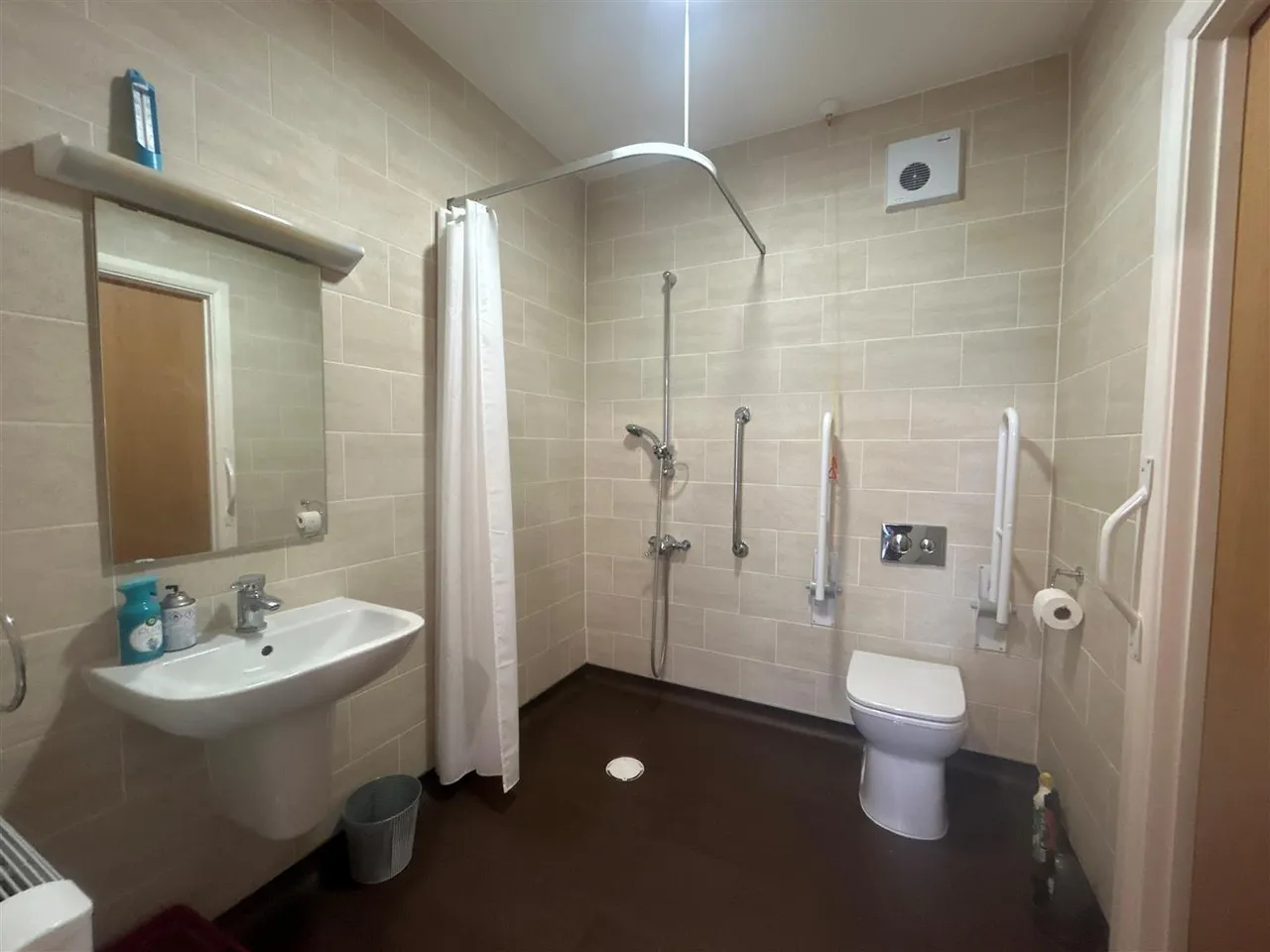 Finney Lane, Heald Green, photo 6
