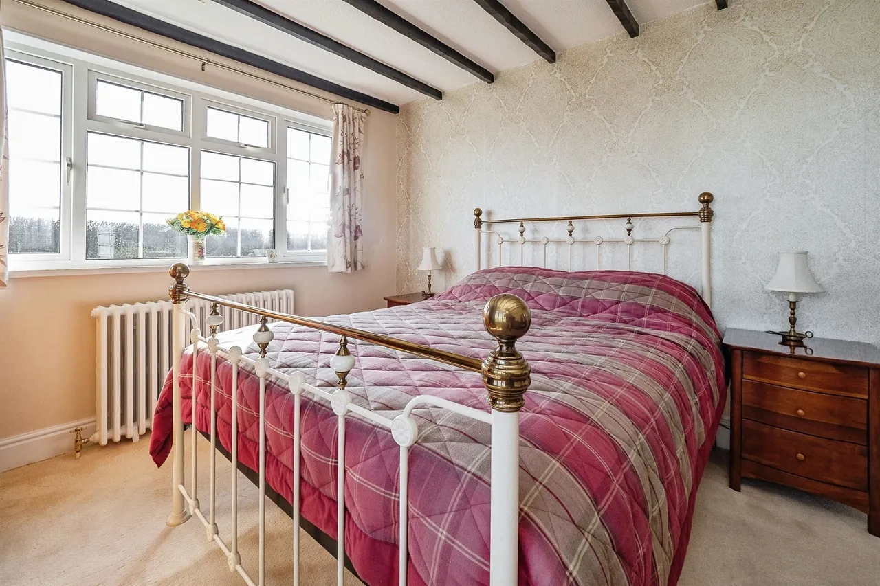 Routh, Beverley, photo 12