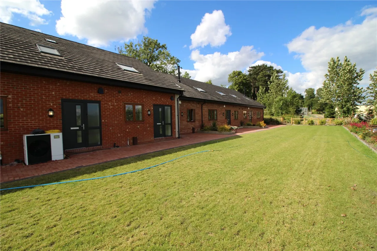 Old Warwick Road, Rowington, CV35, photo 20