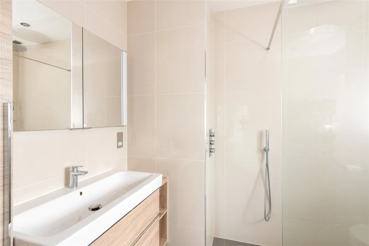 Gosmore Ley Close, Gosmore, SG4, photo 24