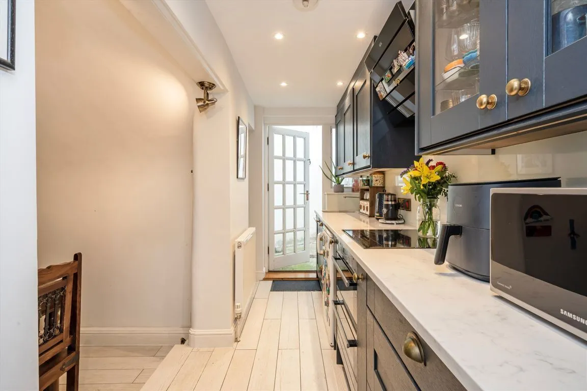 Alderney Street, Pimlico, SW1V, photo 4