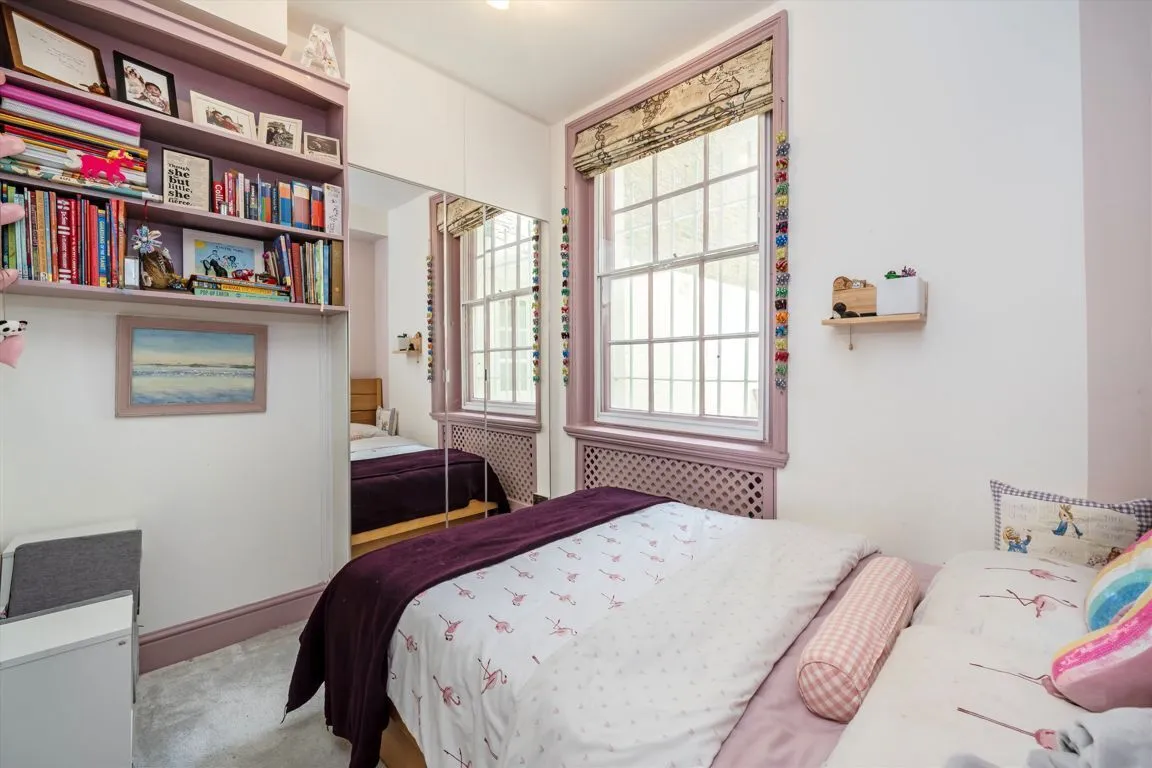Alderney Street, Pimlico, SW1V, photo 5