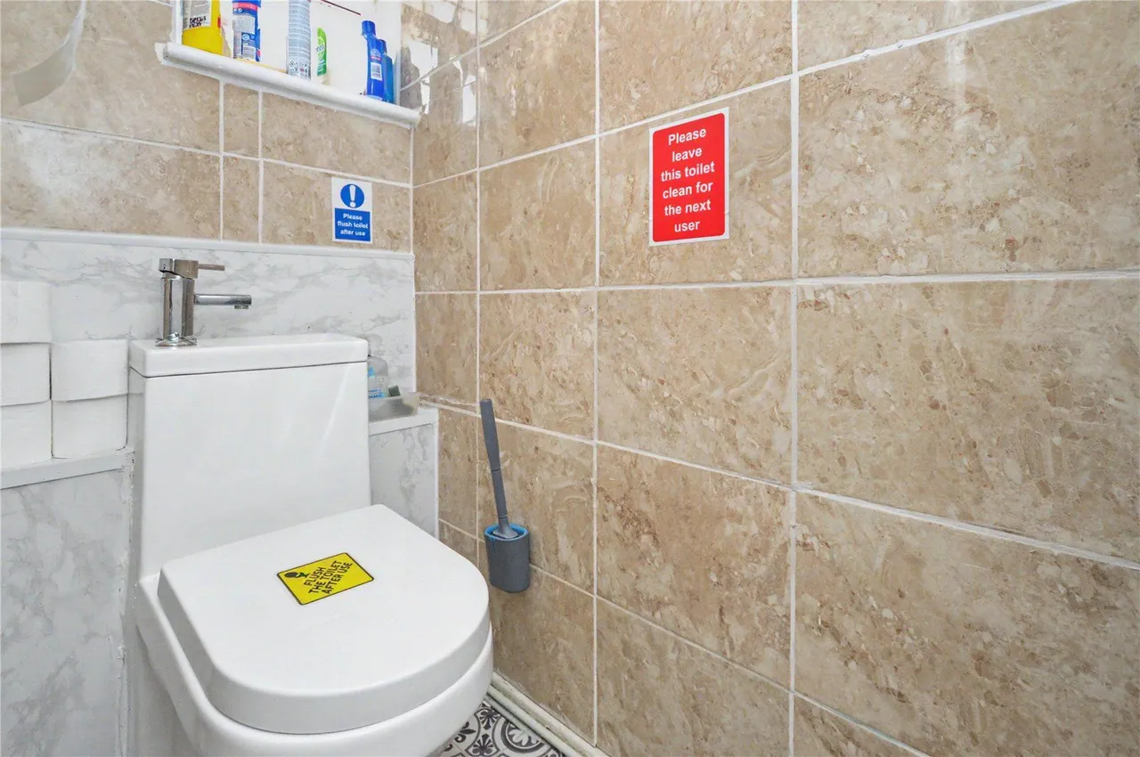 Rocheford Grove, Leeds, LS10, photo 5