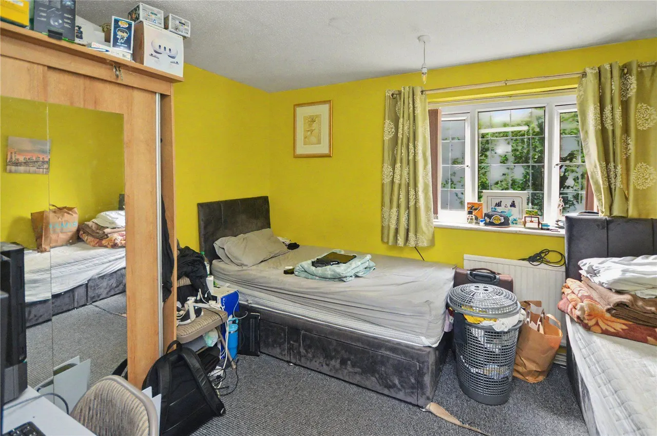 Rocheford Grove, Leeds, LS10, photo 10