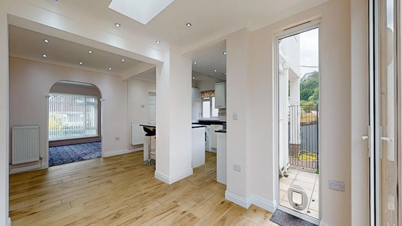 Woodfield Avenue, Radyr, CF15, photo 4