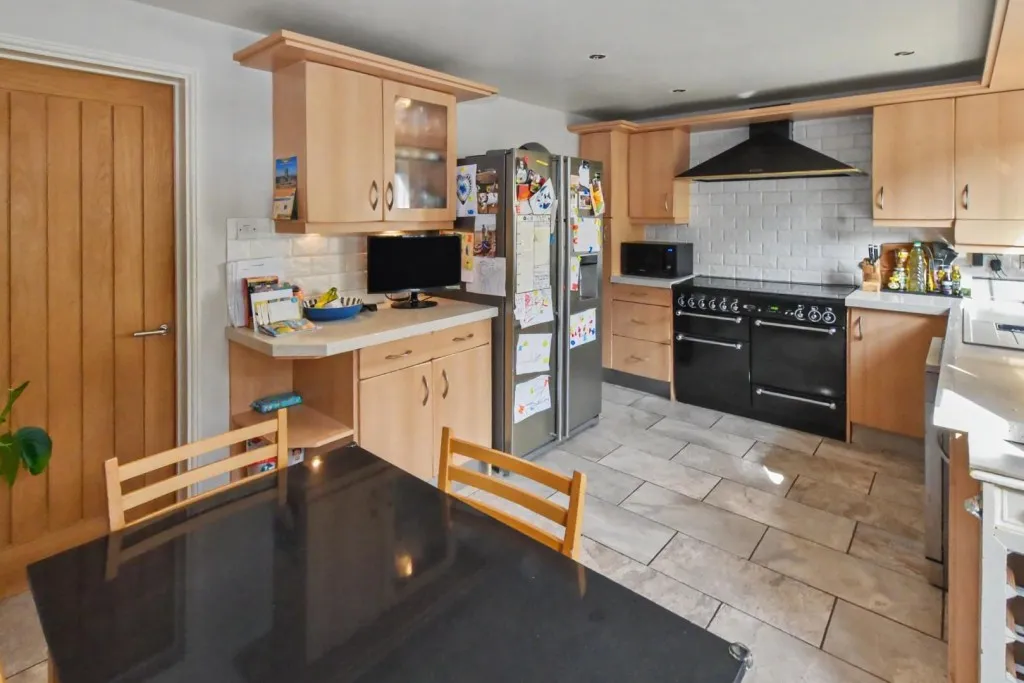 Longmeadow, Wootton Fields, photo 6