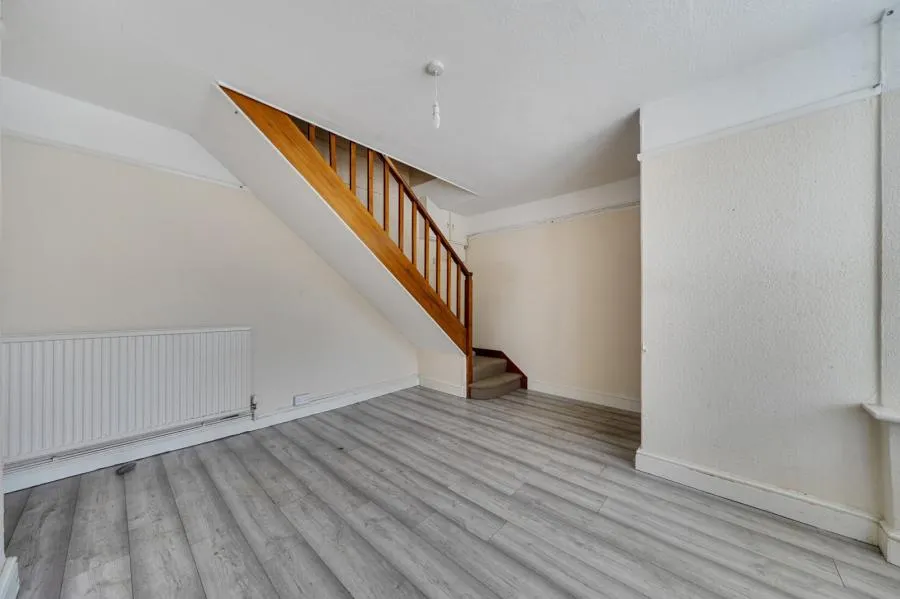 Bath Road, Woolhampton, RG7, photo 2