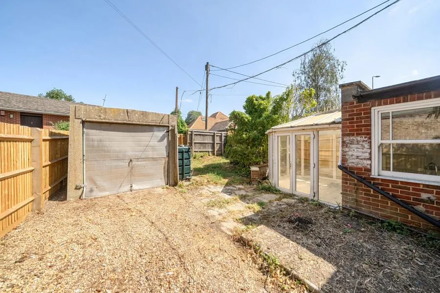 Bath Road, Woolhampton, RG7, photo 18