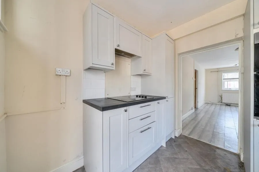 Bath Road, Woolhampton, RG7, photo 12