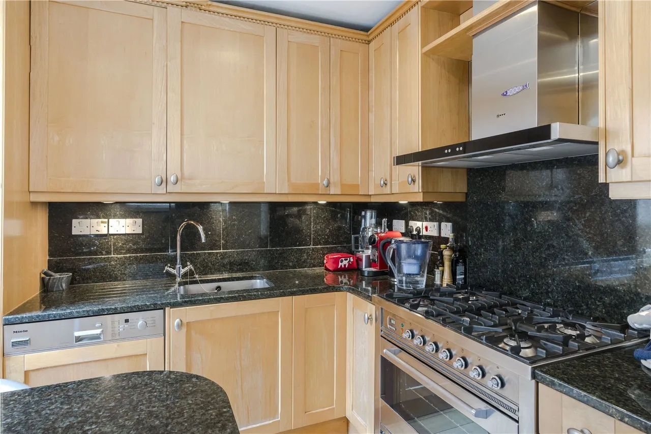 Bina Gardens, London, SW5, photo 8