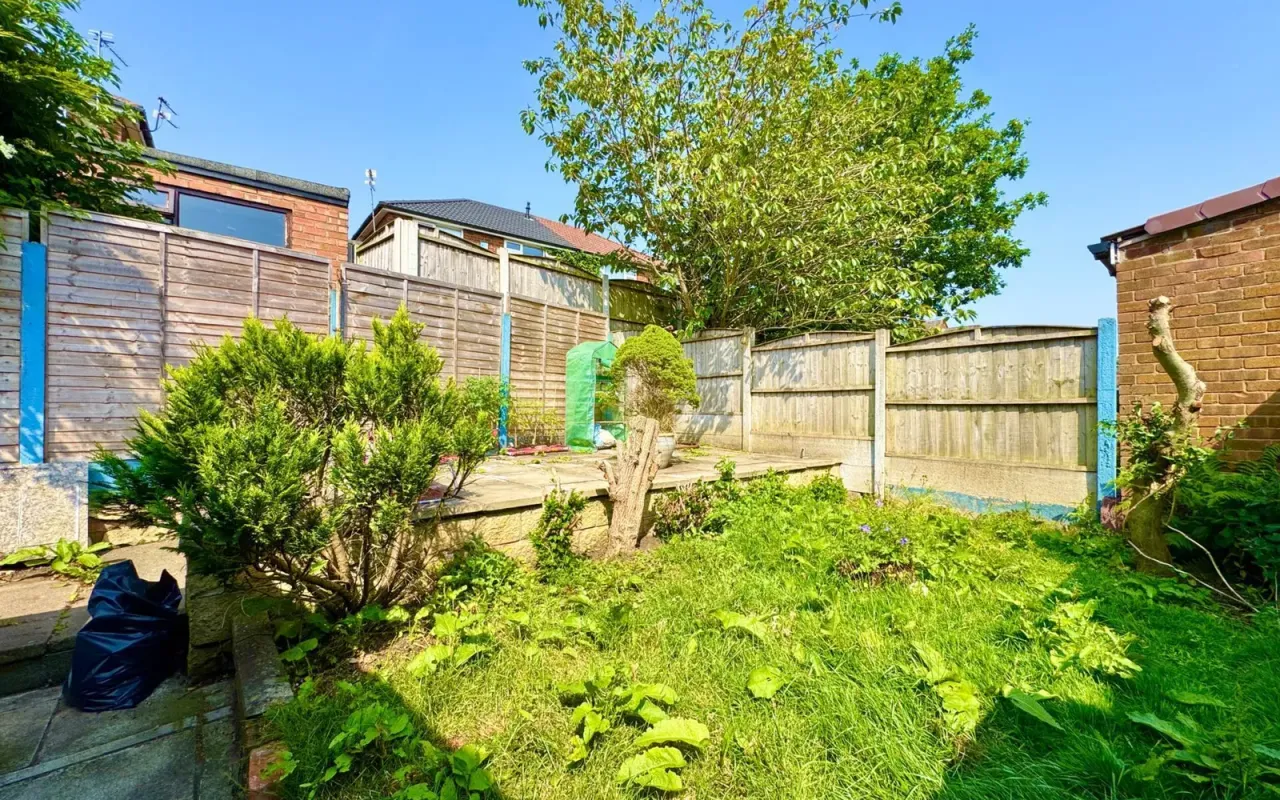 Lynton Way, Windle, photo 15