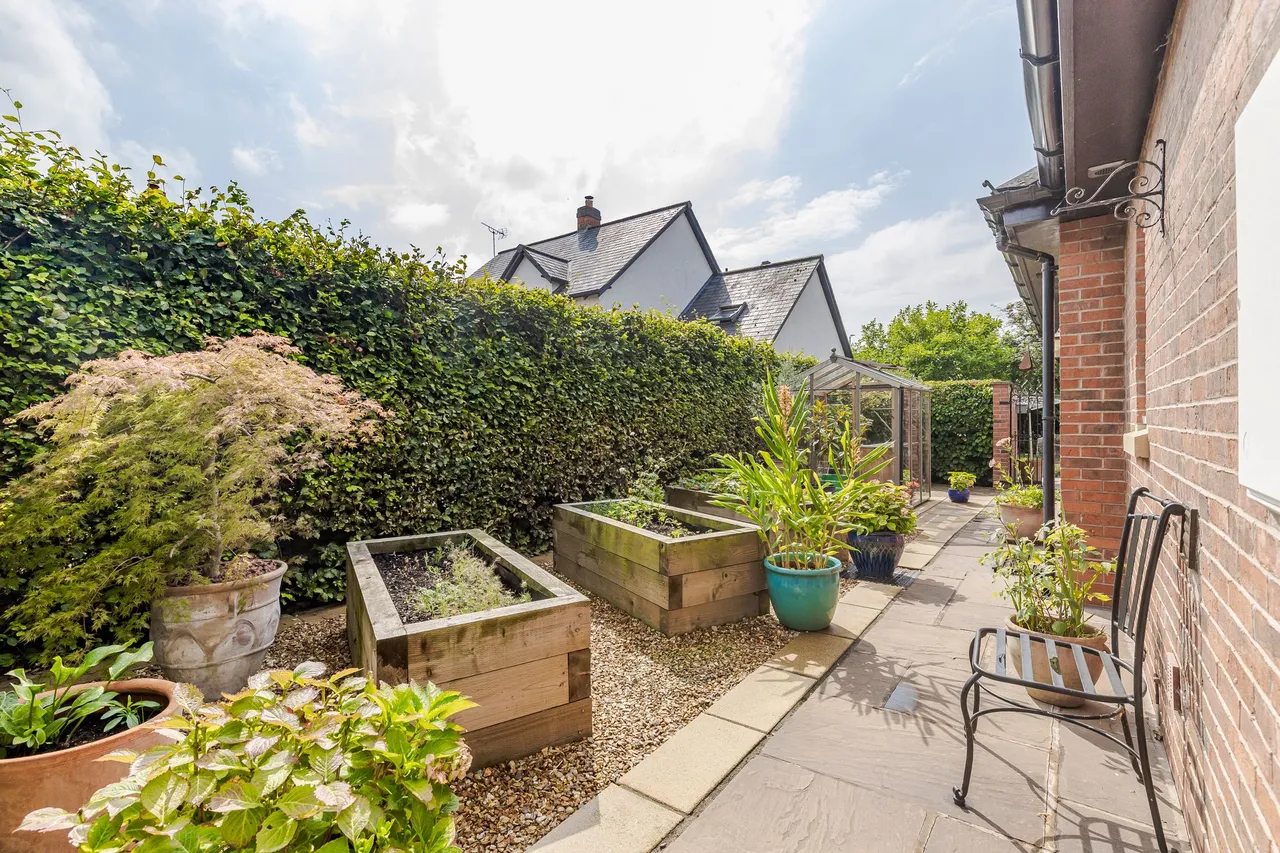 Orchard Close, Tarporley, photo 26