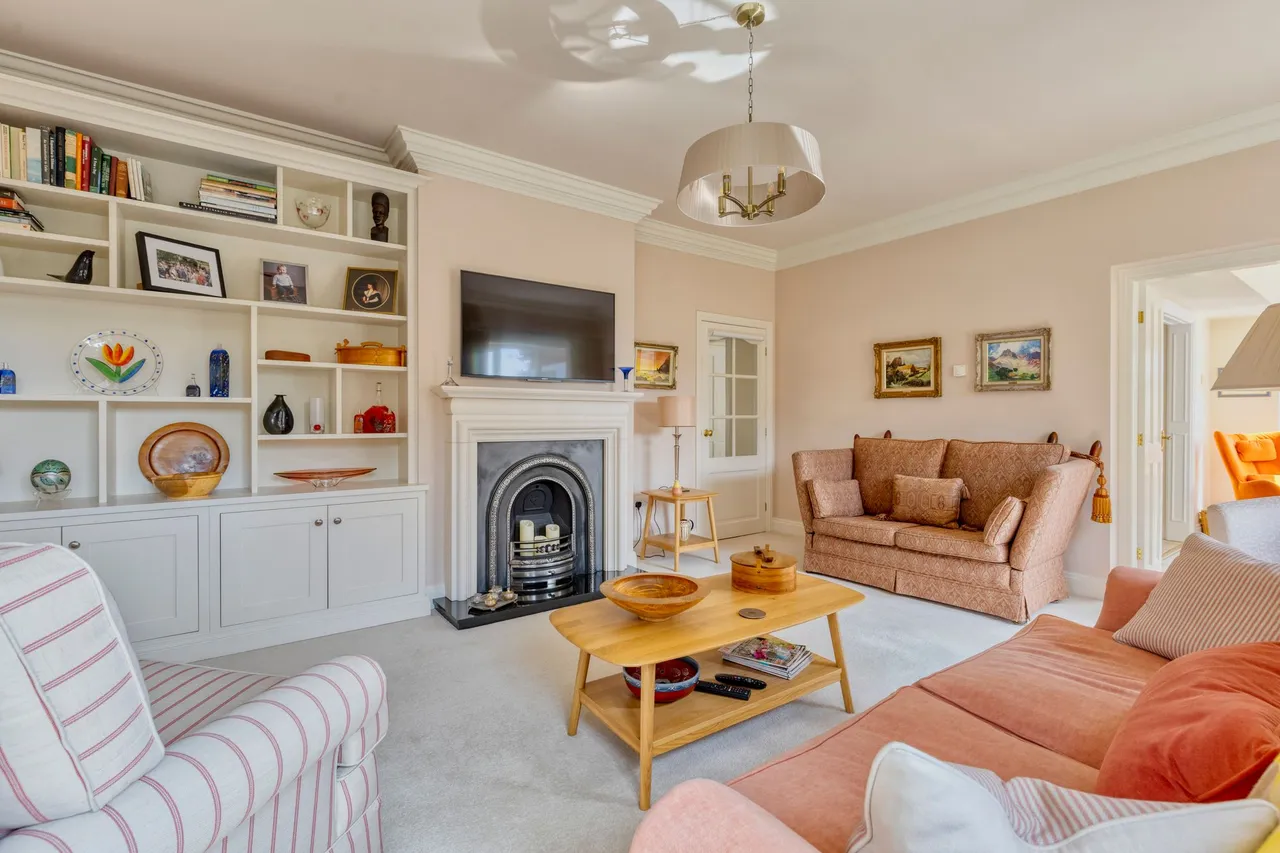 Orchard Close, Tarporley, photo 13