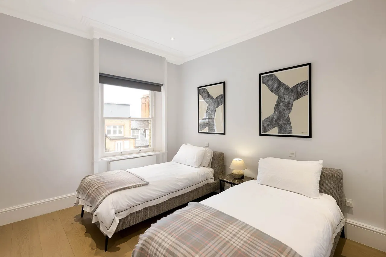 De Vere Gardens, Kensington, London, W8 5AN, photo 8