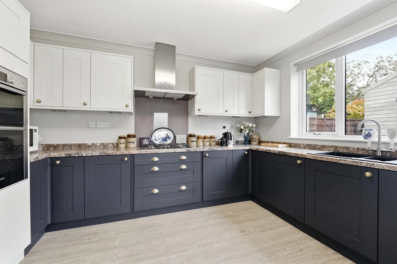 Barnfield Road, Bollington, photo 4