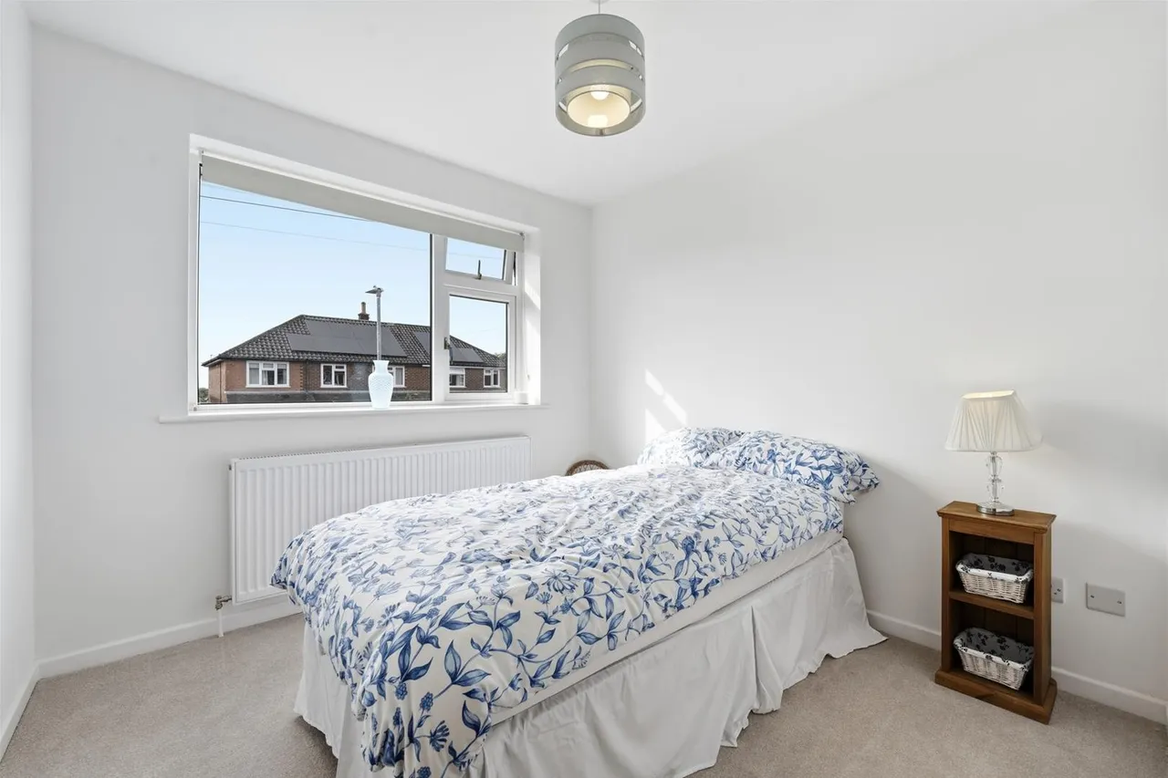 Barnfield Road, Bollington, photo 17