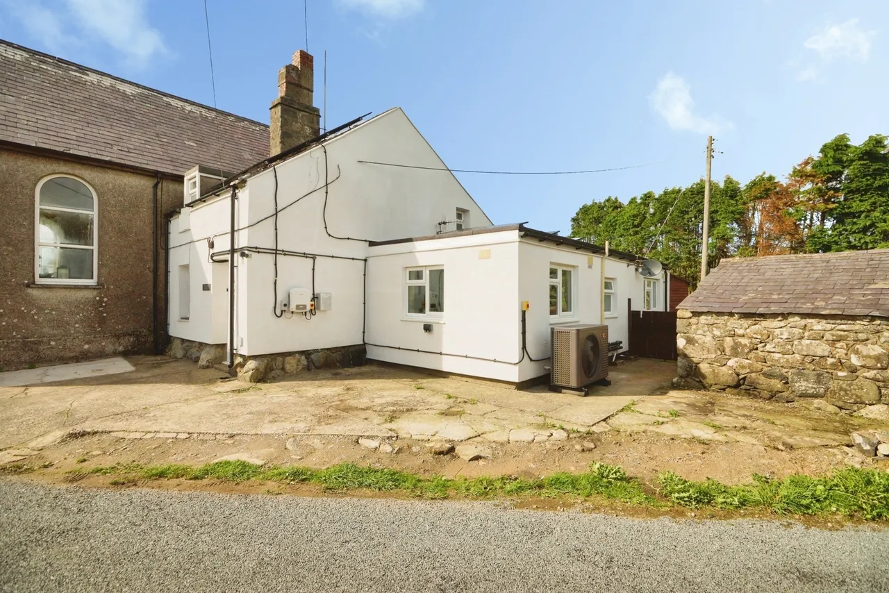 Sardis, Pencaenewydd PWLLHELI, LL53, photo 30