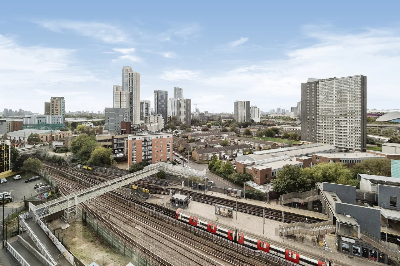 Station Street, London, E15, photo 17