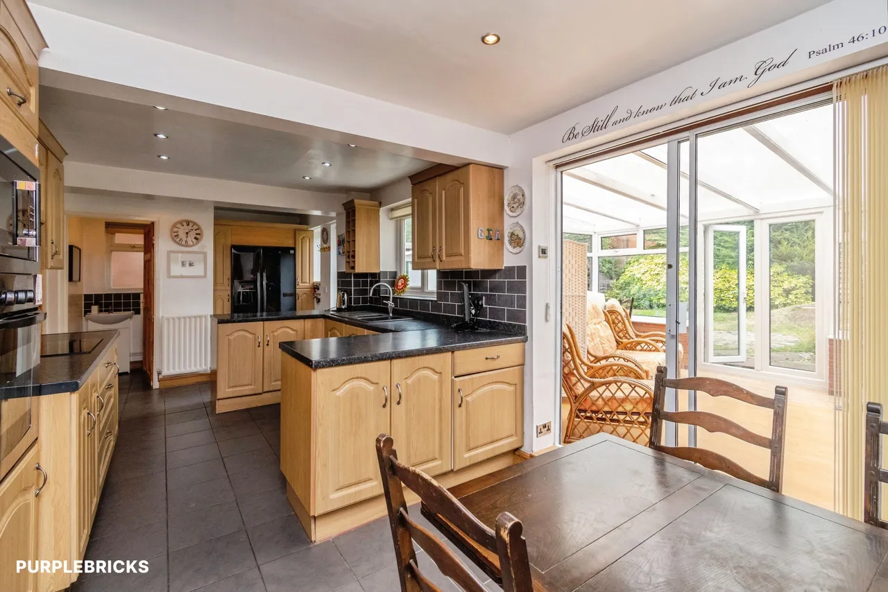 Bembridge Close, Willenhall, WV12, photo 7