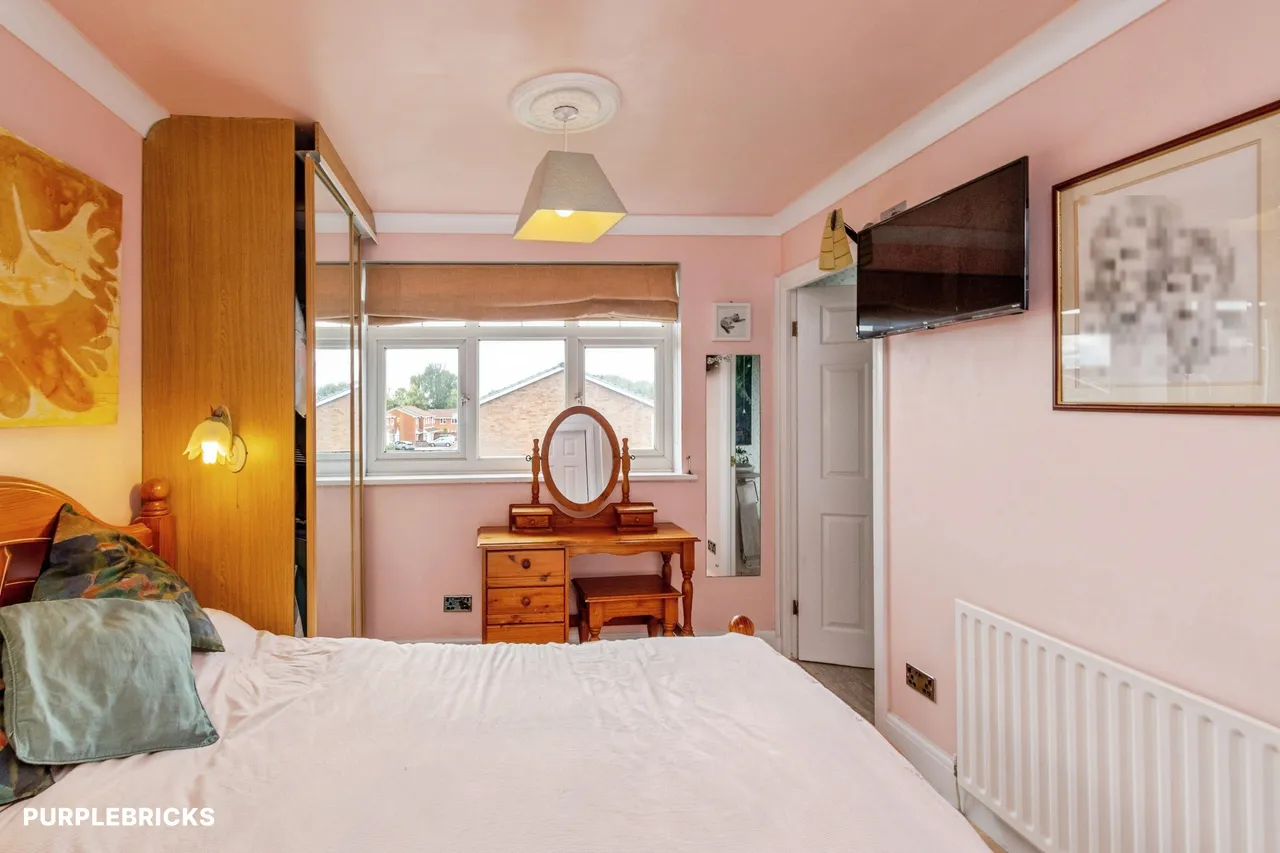 Bembridge Close, Willenhall, WV12, photo 13