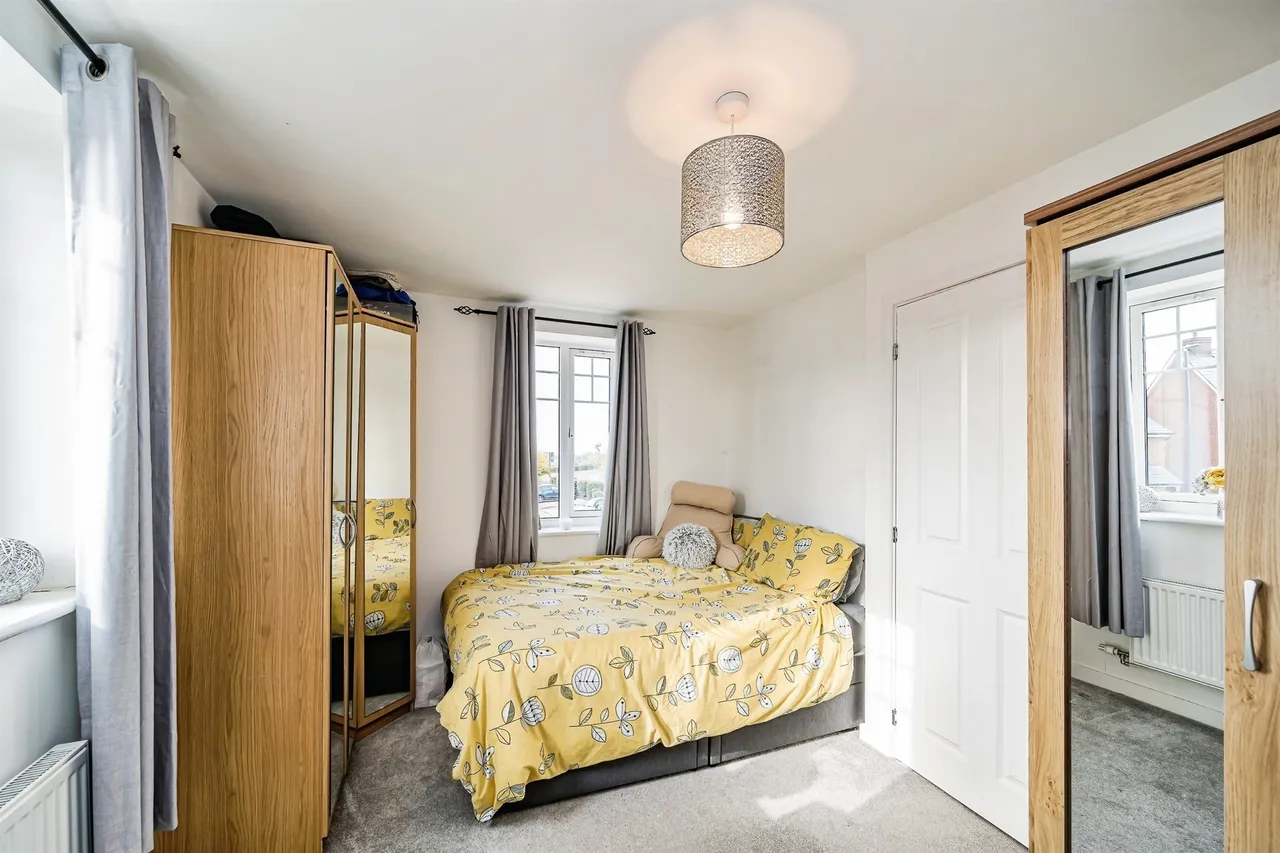 Barge Crescent, Broughton, HP22, photo 9