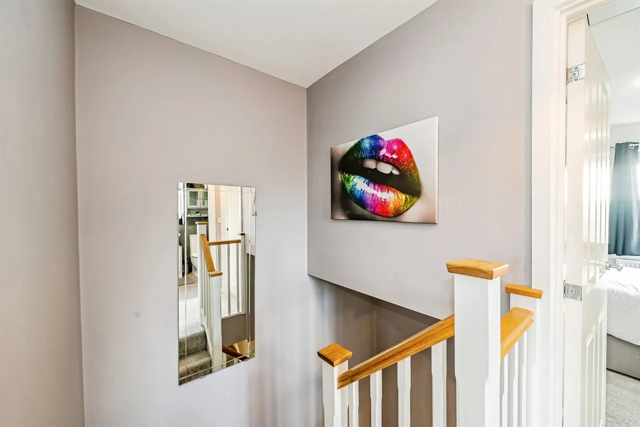 Barge Crescent, Broughton, HP22, photo 17